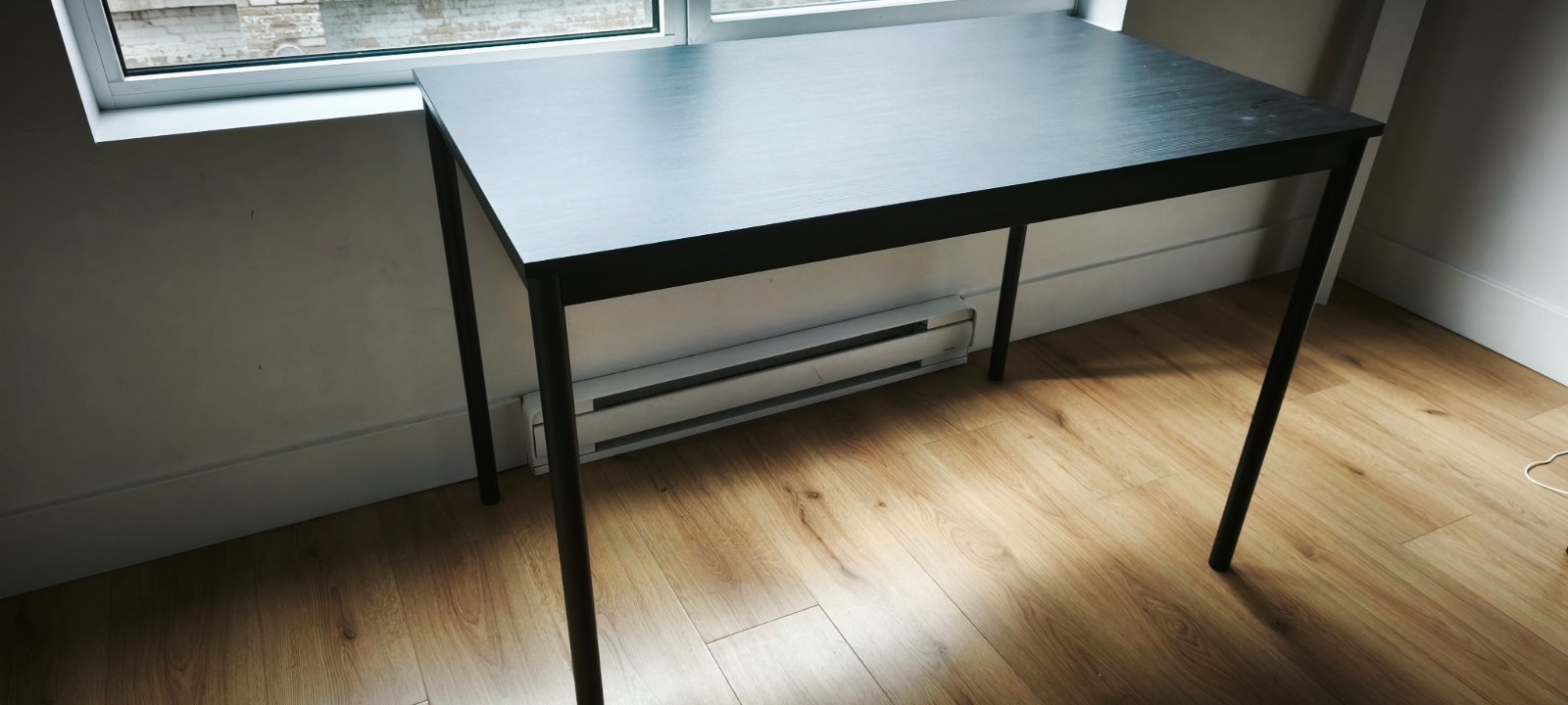 Free IKEA SANDSBERG Table – Black