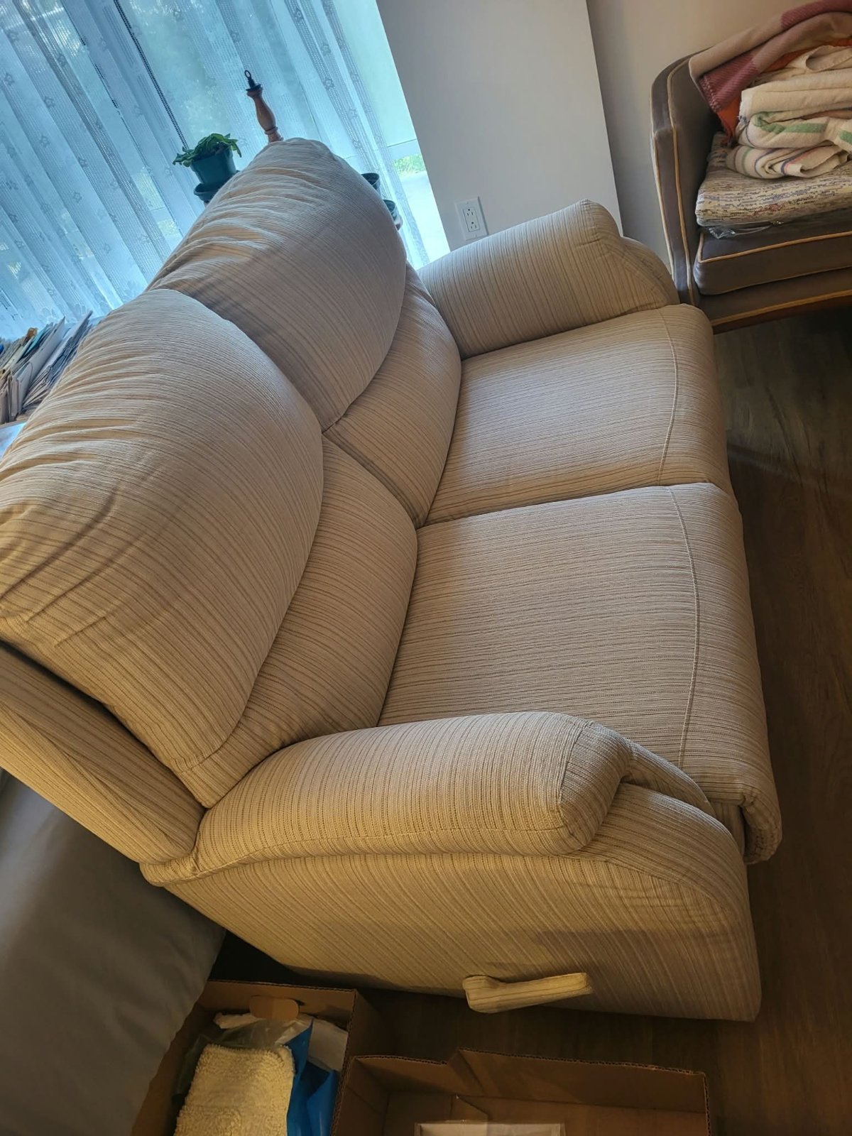 Causeuse inclinable beige